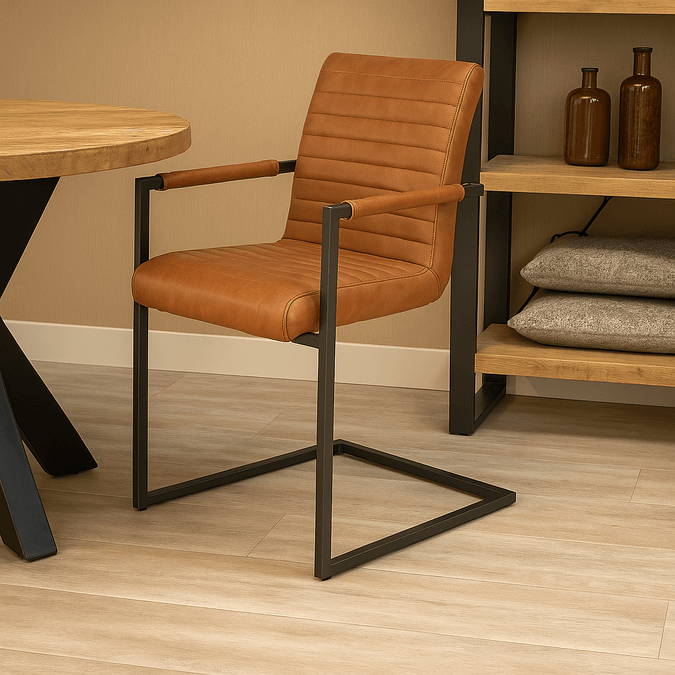Esszimmerstuhl Cognac Leder mit schwarzem Fuß